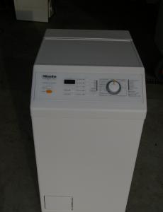 Miele felültöltős mosógép W155  